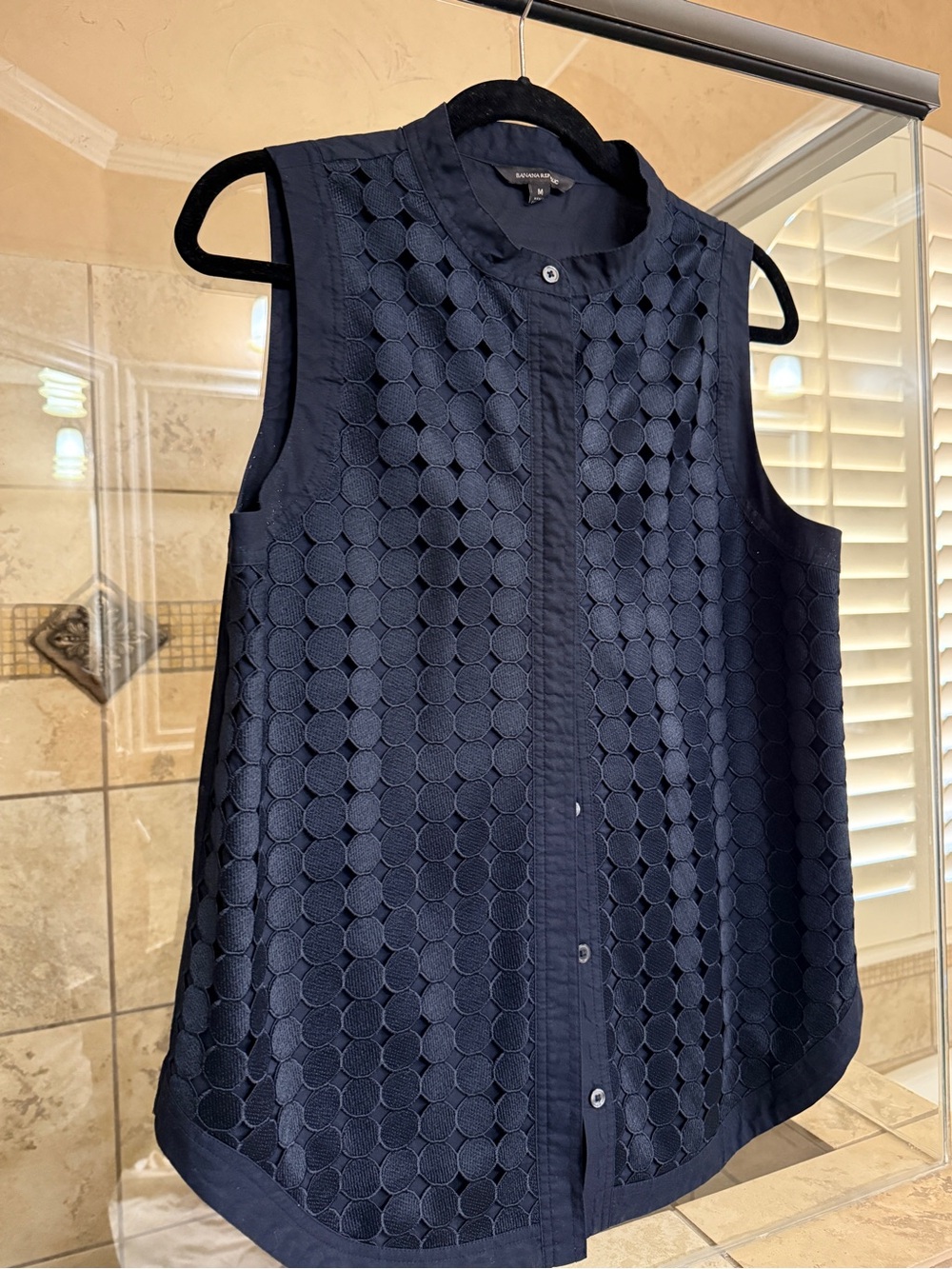 Banana Republic Navy Sleeveless Eyelet Button-Front Camisole